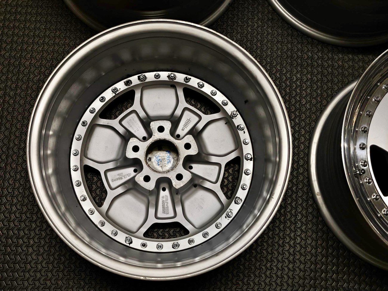 Staggered 3-Piece 17" AMG Aero III Wheels by O.Z. Racing - Image 2