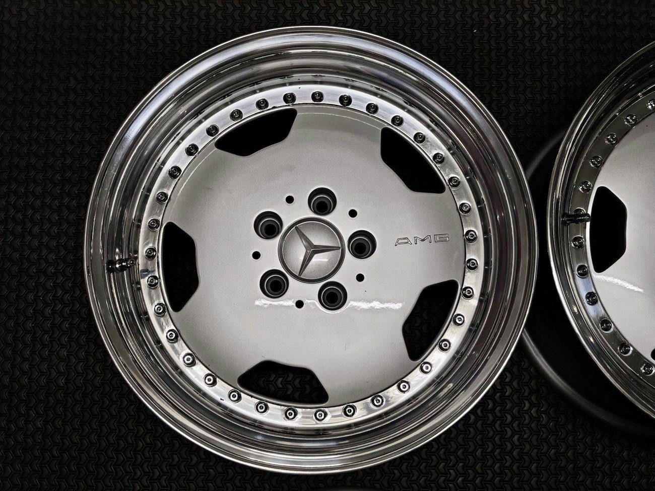Staggered 3-Piece 17" AMG Aero III Wheels by O.Z. Racing - Image 7