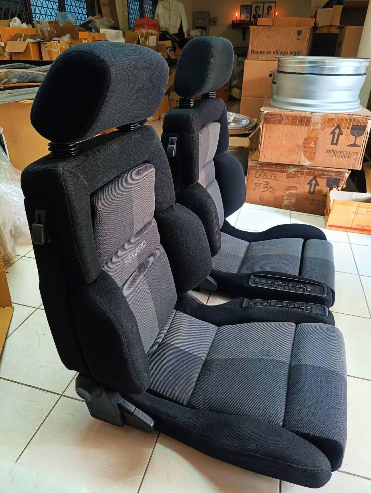 Original RECARO CSE Seats - Image 5