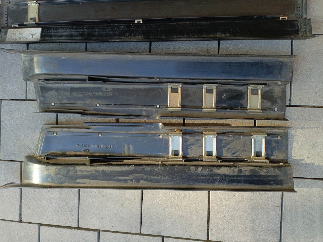 W140 Lorinser Exhaust, Side Vents, & Door Sills Package - Image 9