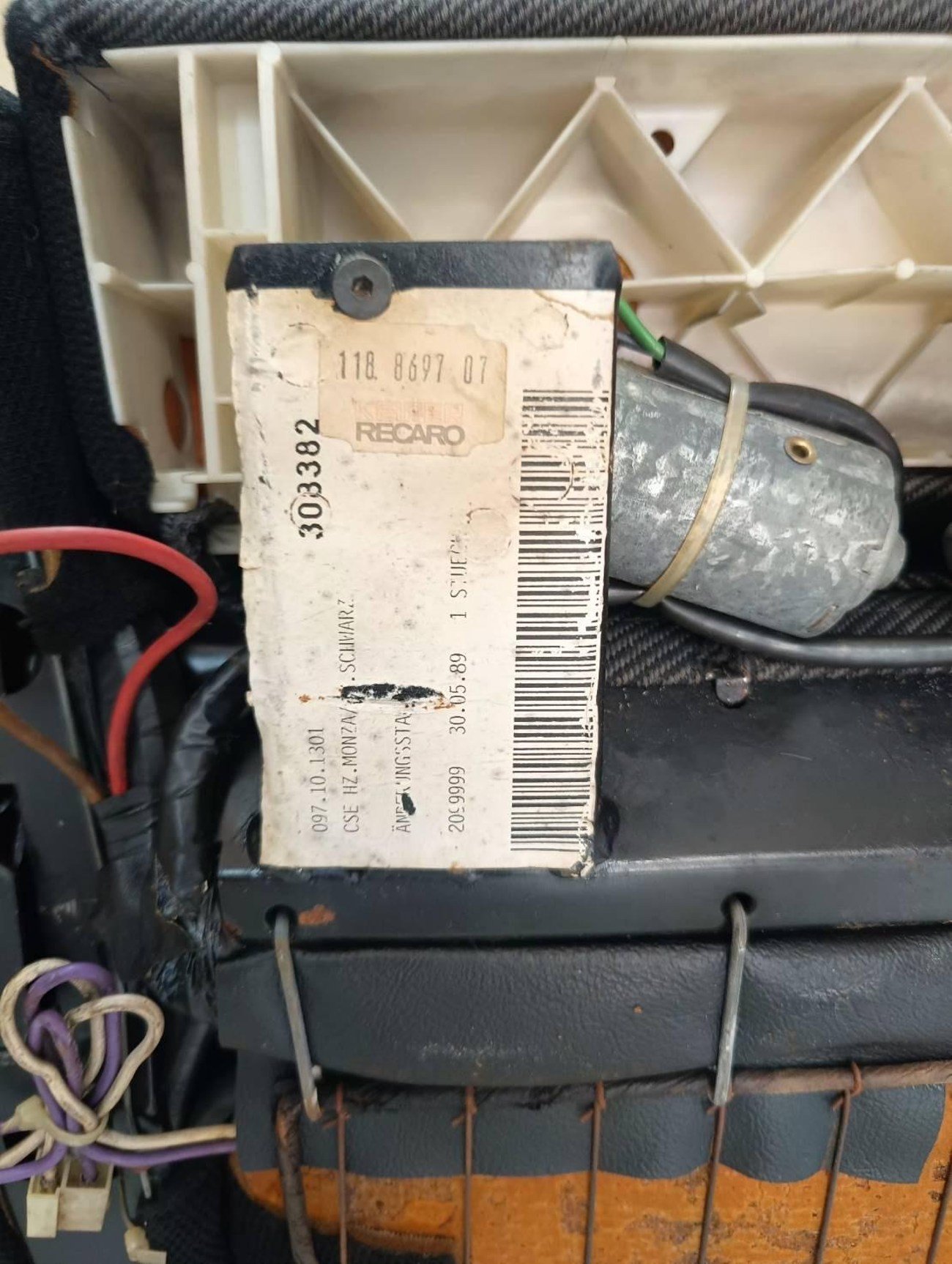 Original RECARO CSE Seats - Image 12