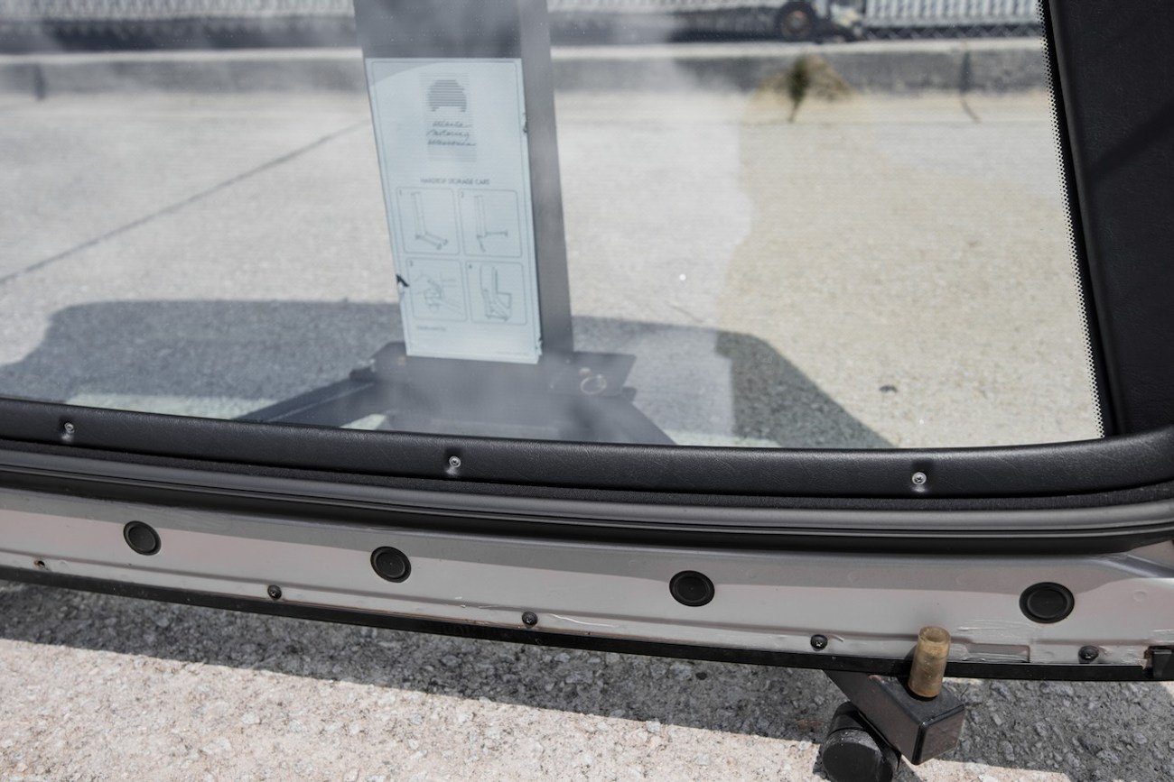 Mercedes-Benz R129 SL Panoramic Hardtop 1990-2002 - Image 7