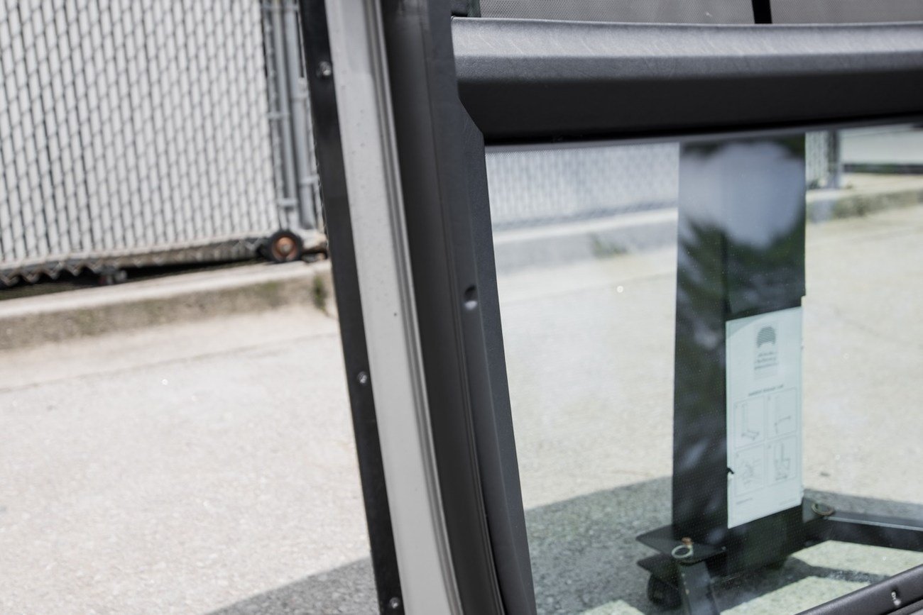 Mercedes-Benz R129 SL Panoramic Hardtop 1990-2002 - Image 6