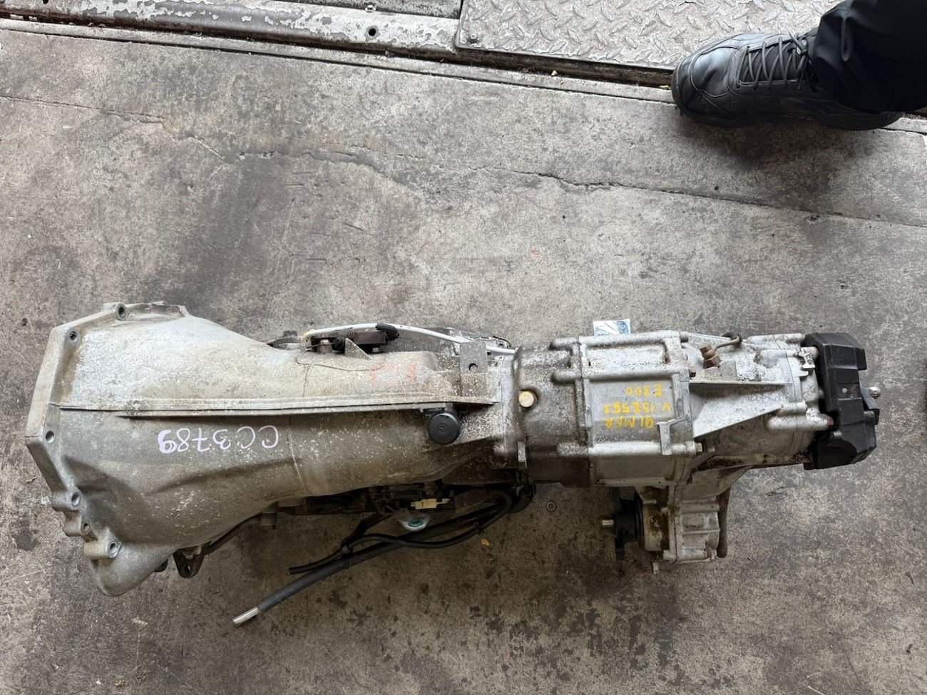 W124 300E / 300TE 4MATIC Transmission - Image 7
