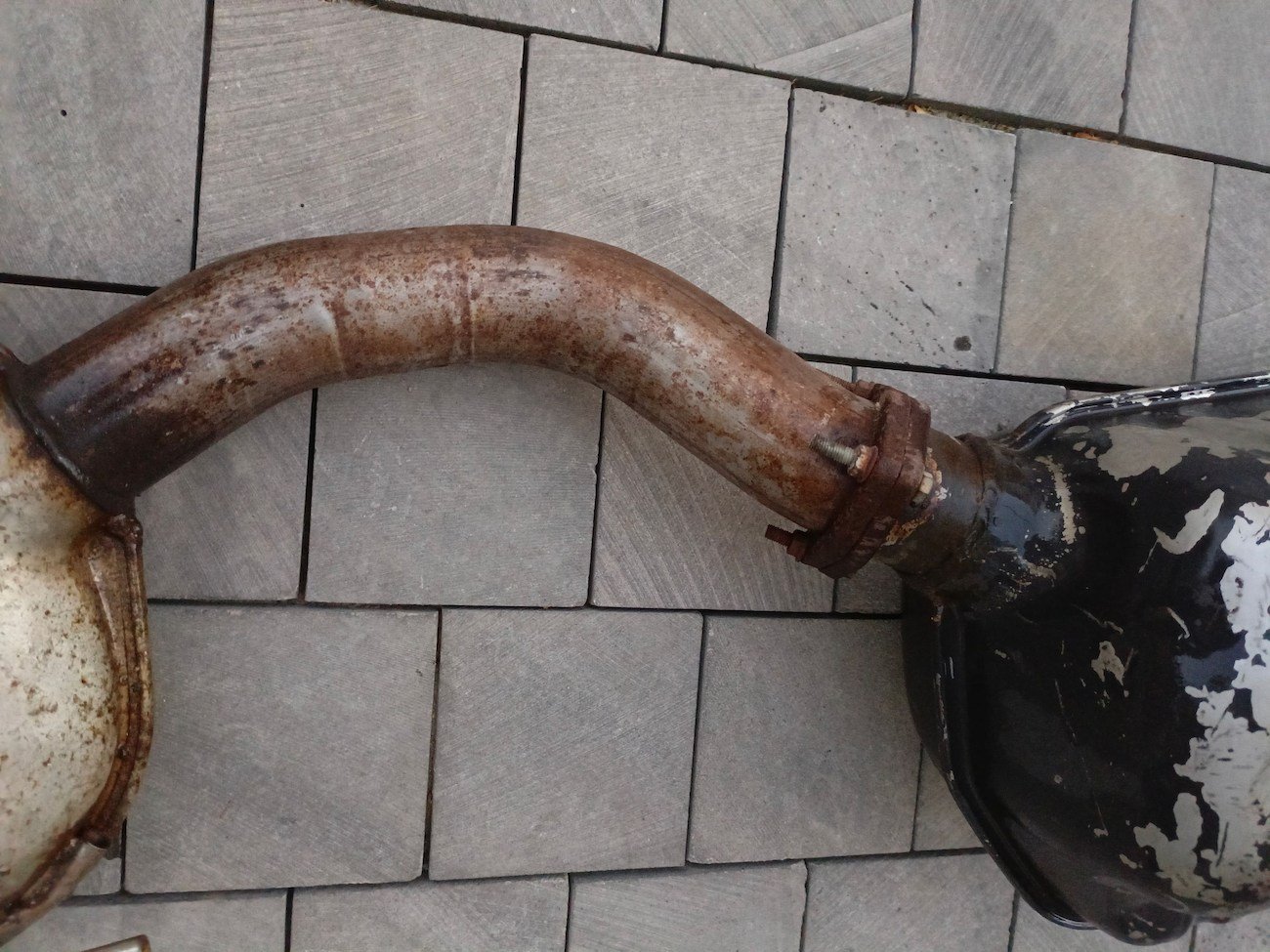 Premerger AMG R129 Exhaust System - Image 2