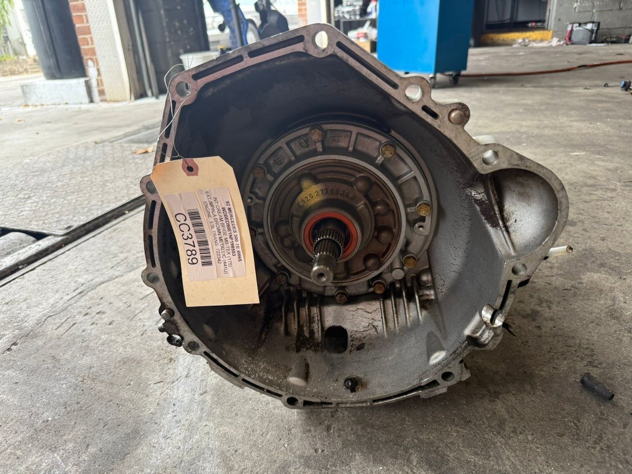 W124 300E / 300TE 4MATIC Transmission - Image 8