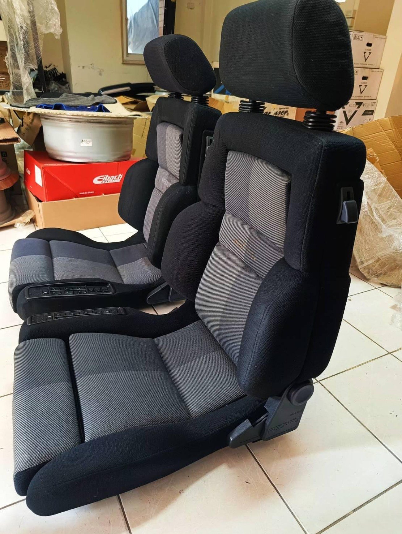 Original RECARO CSE Seats - Image 4