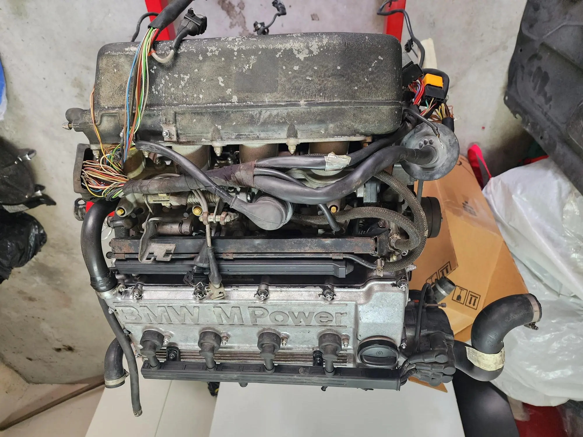 BMW S14 2.3L Engine with Getrag 265 5-Speed Gearbox - Image 12