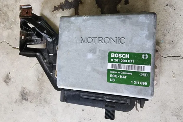 BMW S14 2.3L Engine with Getrag 265 5-Speed Gearbox - Image 14