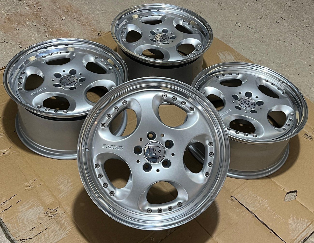 Staggered 3-Piece 18" BRABUS Monoblock IV Wheels - Image 13