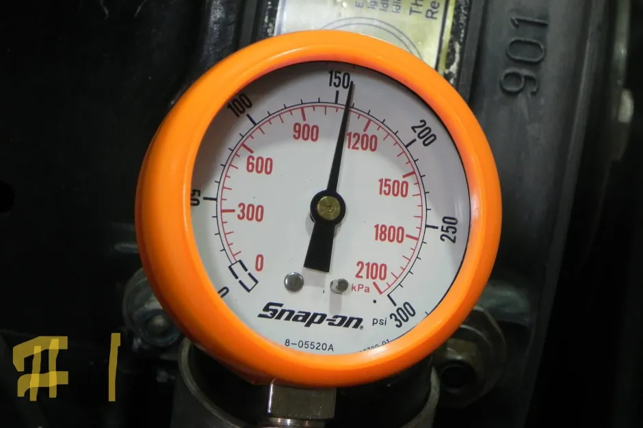 Porsche 911T 2.4L Engine 1973.5 Type 911/91 - Image 9