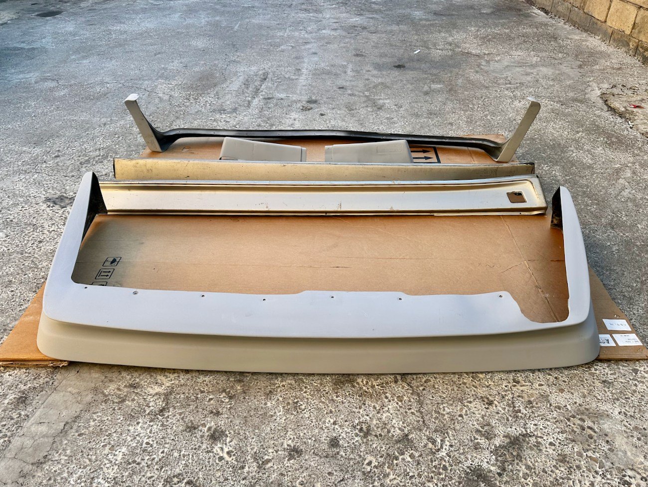 Pre-Merger Gen 2 AMG Body Kit for Euro W126 SE/SEL (1986–1991) - Image 13