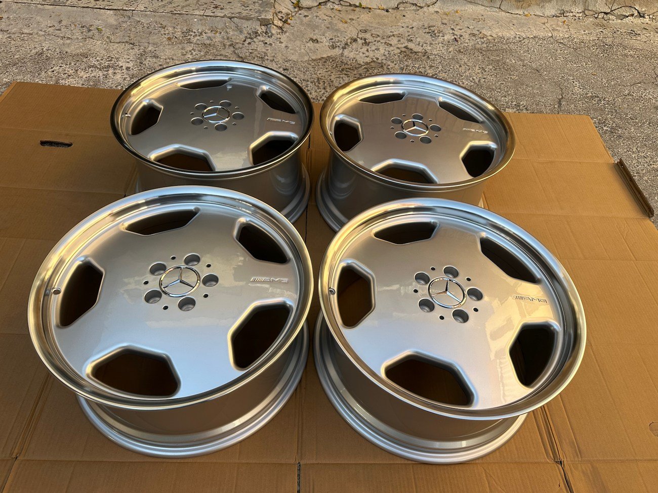 Staggered 19" AMG Aero II Monoblock Wheels for W140