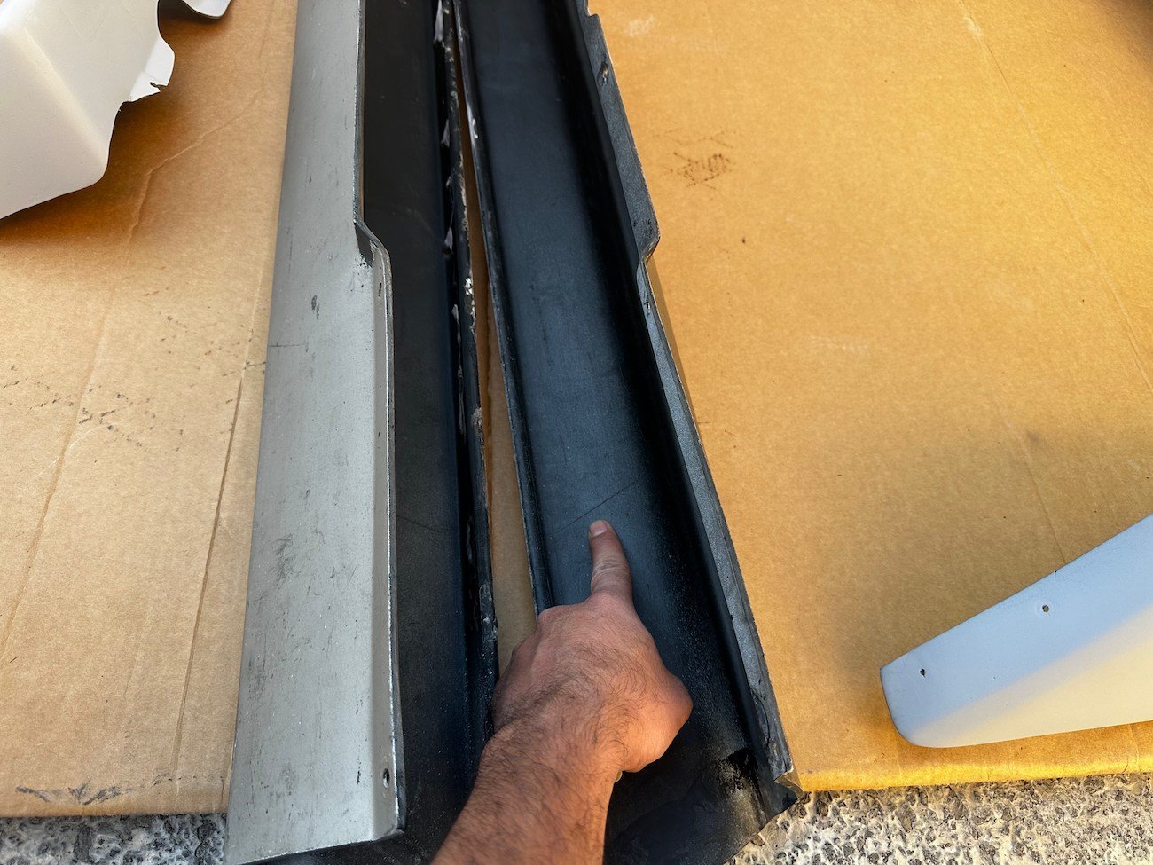 Pre-Merger Gen 2 AMG Body Kit for Euro W126 SE/SEL (1986–1991) - Image 6