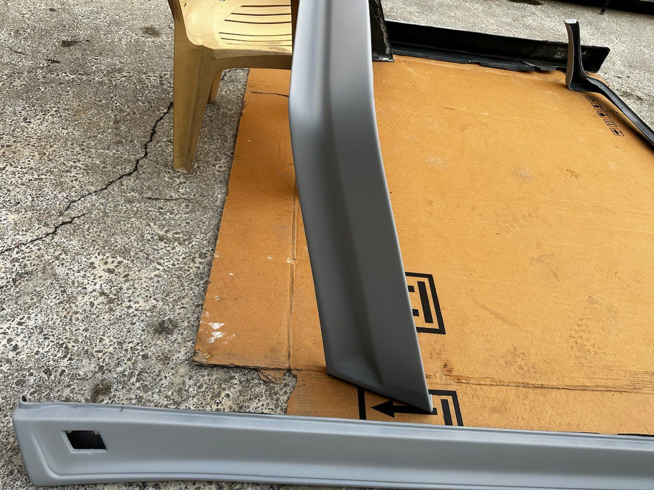 Pre-Merger Gen 2 AMG Body Kit for Euro C126 SEC (1986–1991) - Image 9