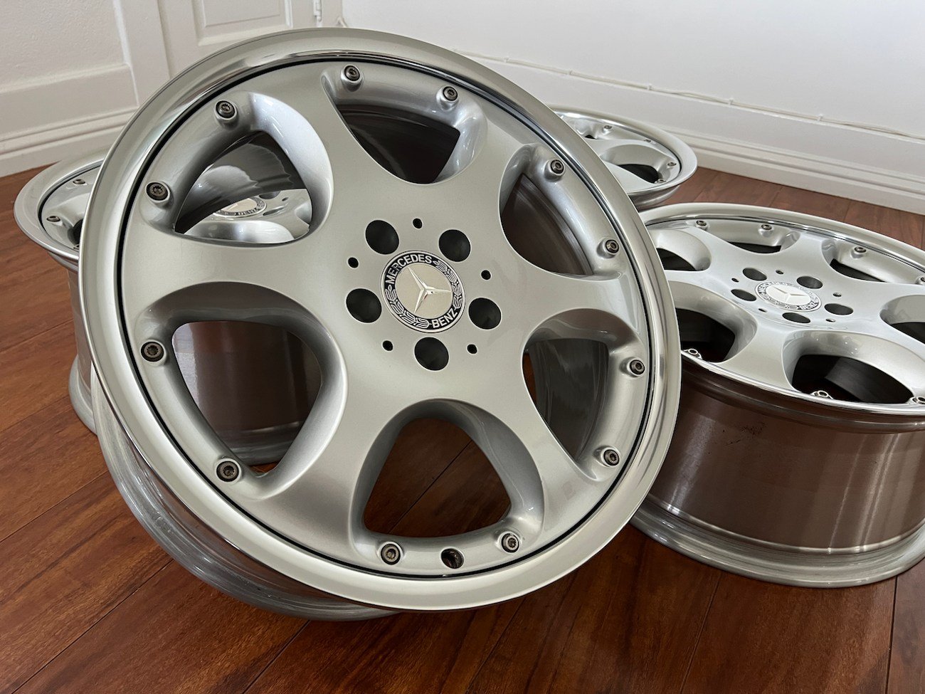 Staggered 18 R129 Silver Arrow Wheels - Image 8
