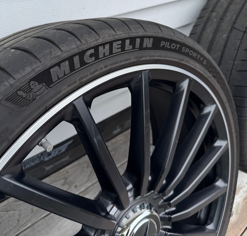 OEM 21" Mercedes-Benz X156 GLA AMG Wheels & Michelin PS4S Tires - Image 7