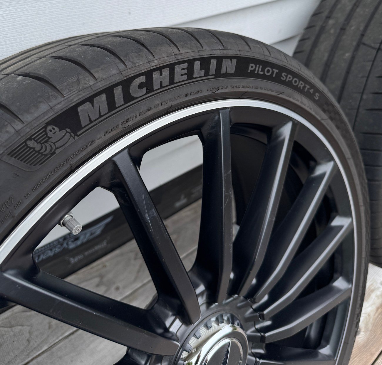 OEM 21" Mercedes-Benz X156 GLA AMG Wheels & Michelin PS4S Tires - Image 11