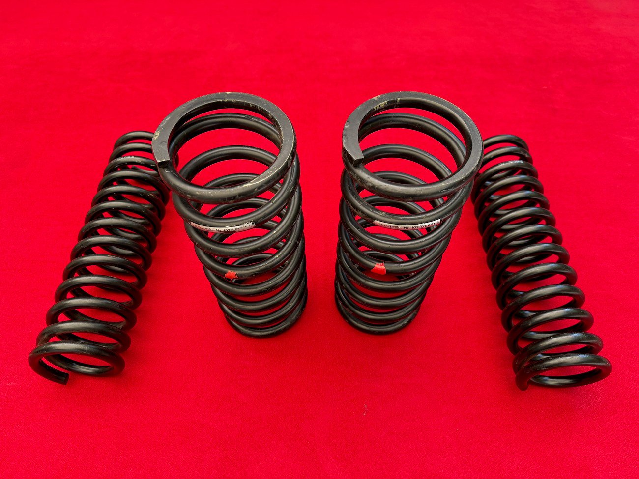 NOS R107/C107 Premerger AMG Lowering Springs - Image 11