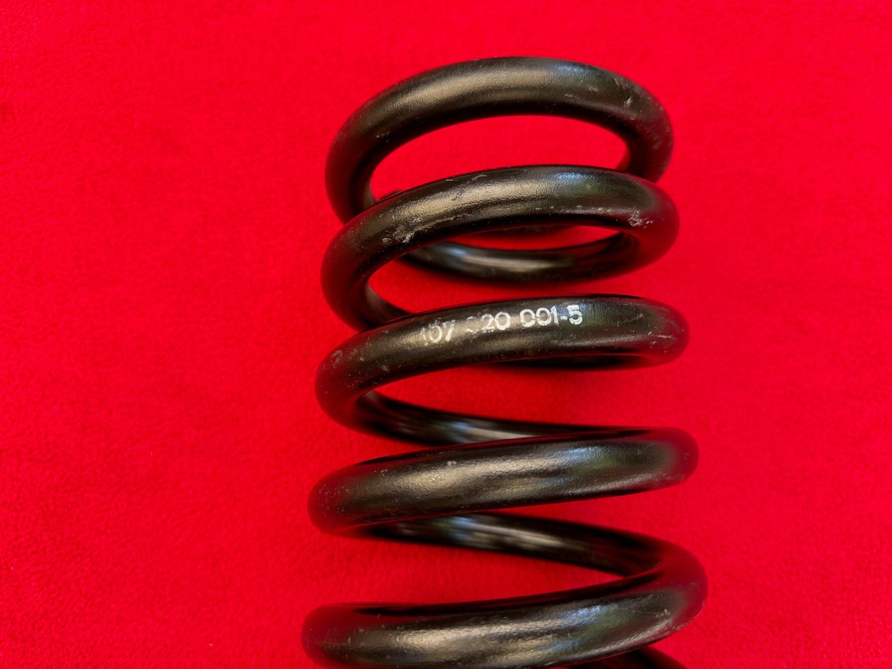 NOS R107/C107 Premerger AMG Lowering Springs - Image 6