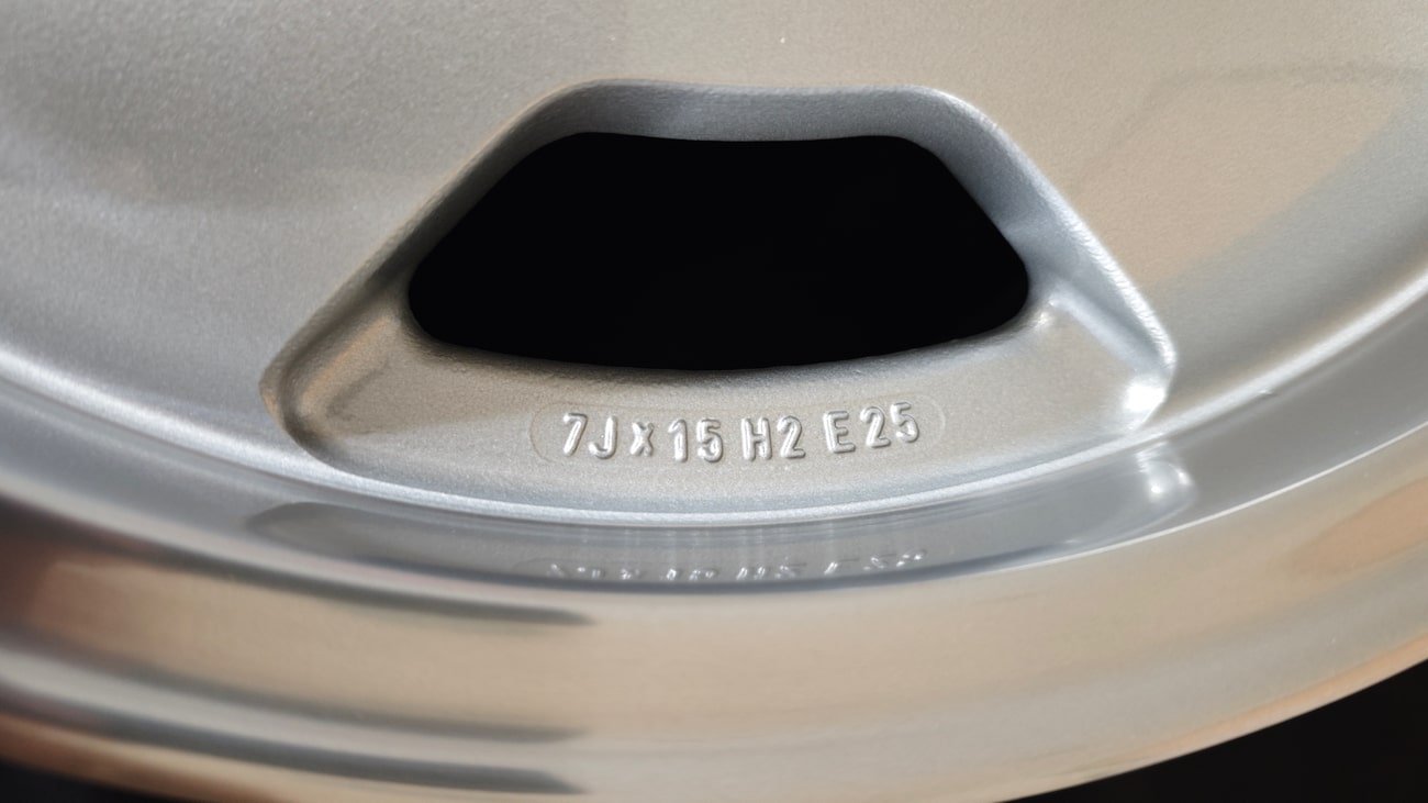 Authentic 15" AMG Aero I Monoblock Wheels - Image 14