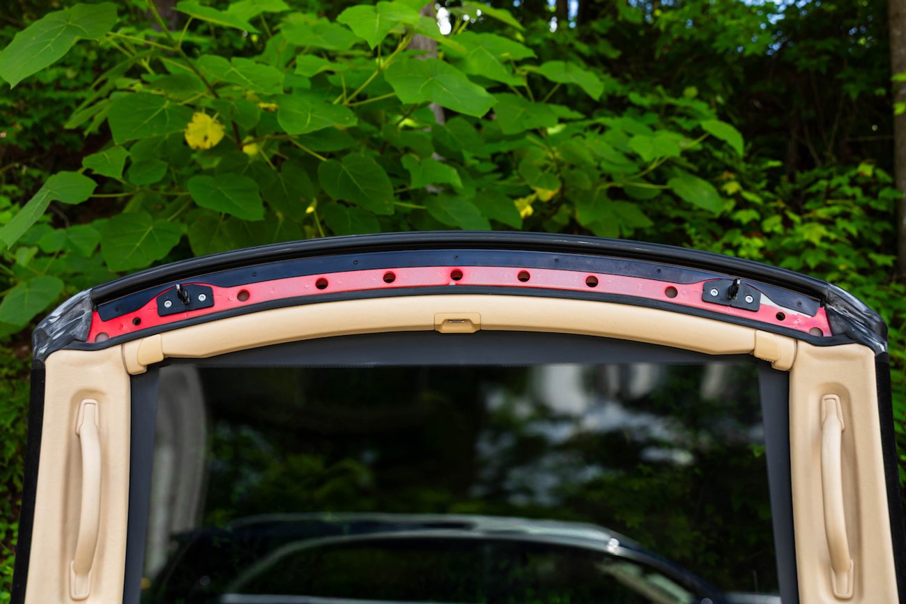 Mercedes-Benz R129 SL Glass Panoramic Hardtop 1990–2002 - Image 12