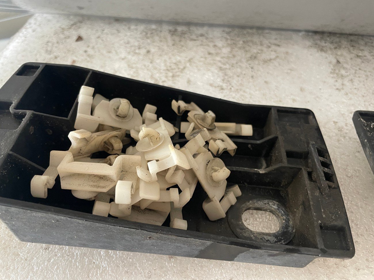 W202 Mercedes-Benz C43 AMG Body Kit - Image 9