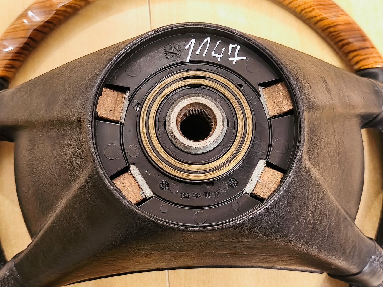 Petri W126 Zebrano Steering Wheel - Image 8