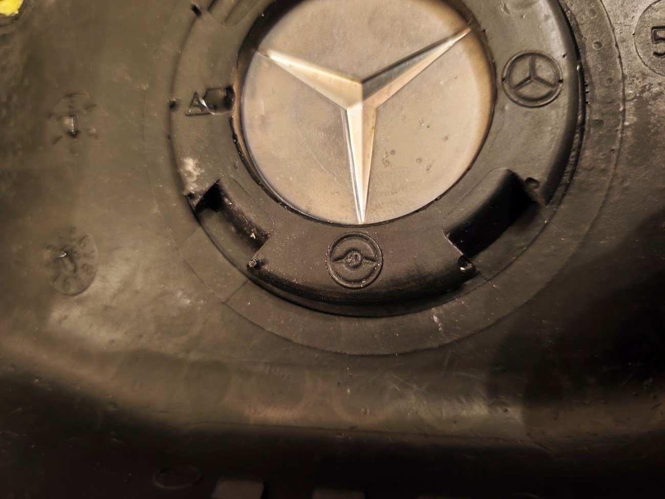 Petri W126 Zebrano Steering Wheel - Image 4