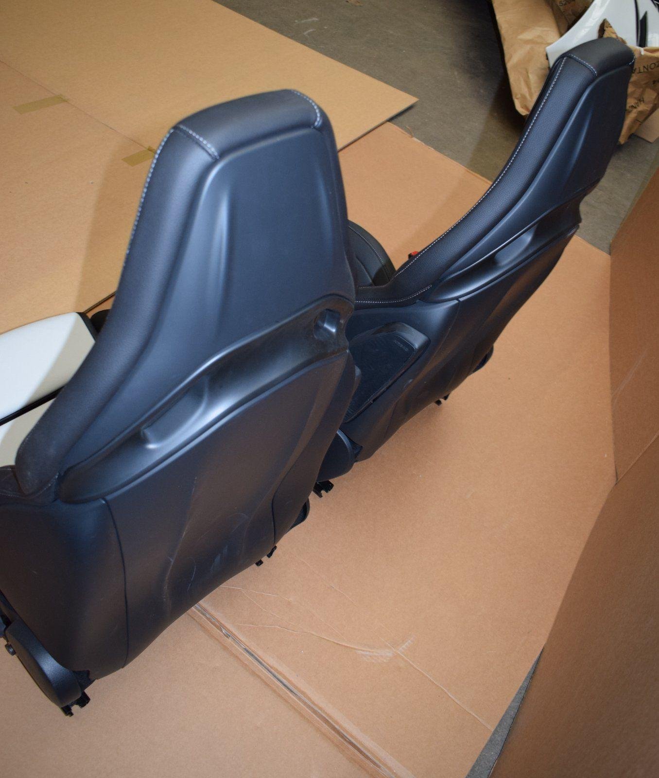 Mercedes CLA W118 AMG Performance Front Seats - Image 4