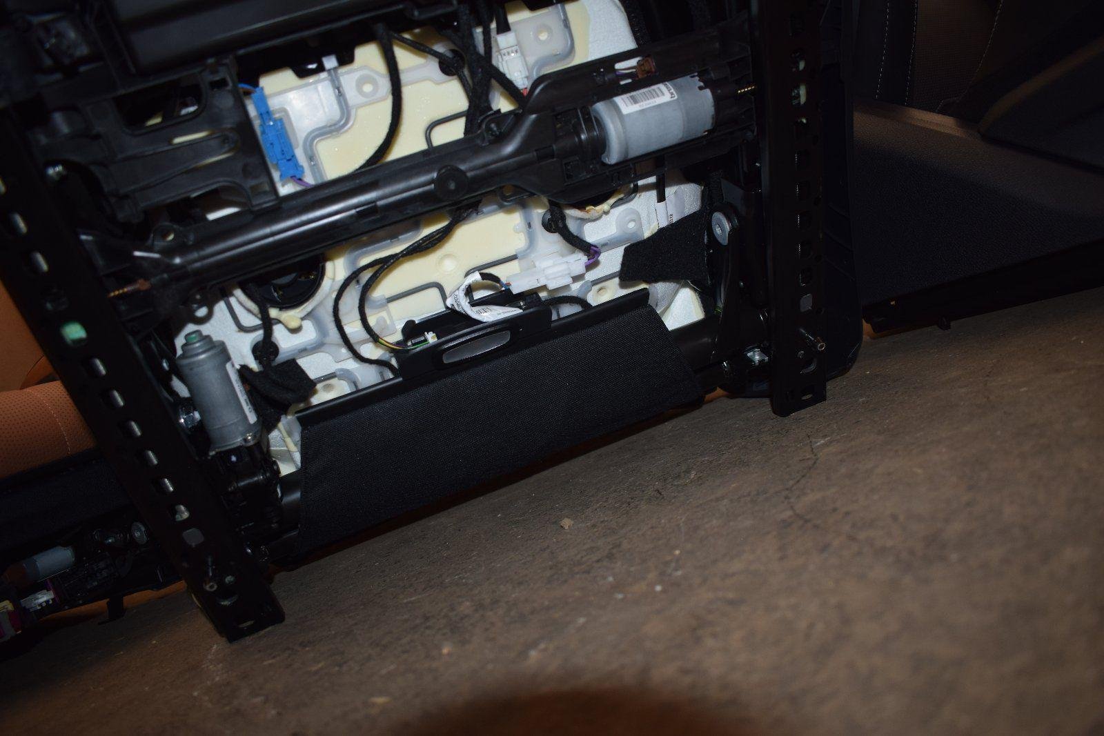 Mercedes-Benz GT X290 AMG Performance Seats – Fully Electric - Image 5