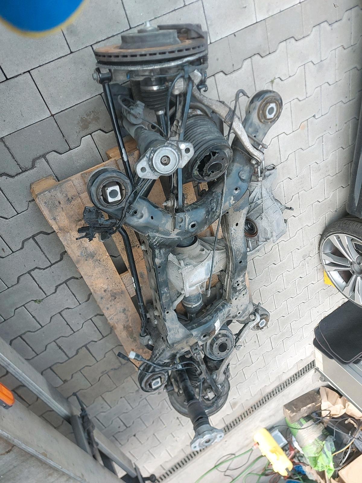 Mercedes-Benz rear axle assembly - GLE / GLS W167 - Image 2