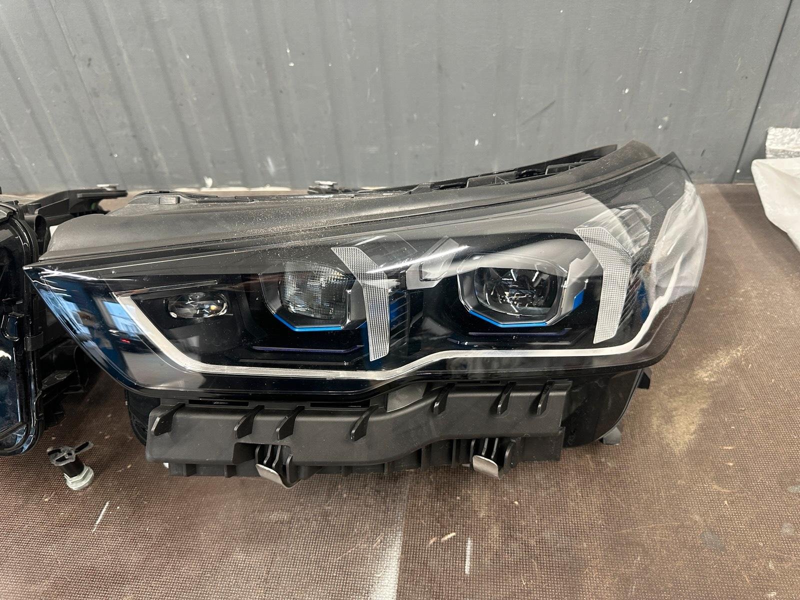 BMW G60 Adaptive LED Headlight - Image 5