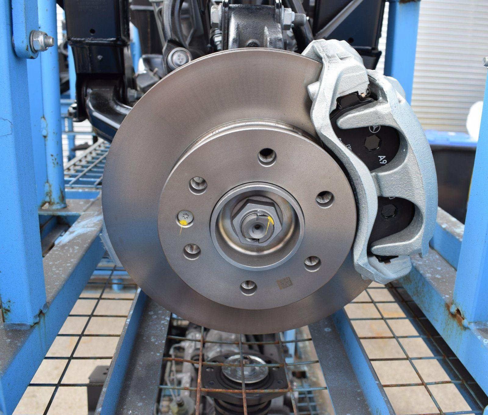 Mercedes Sprinter W907 Front Axle - Image 11