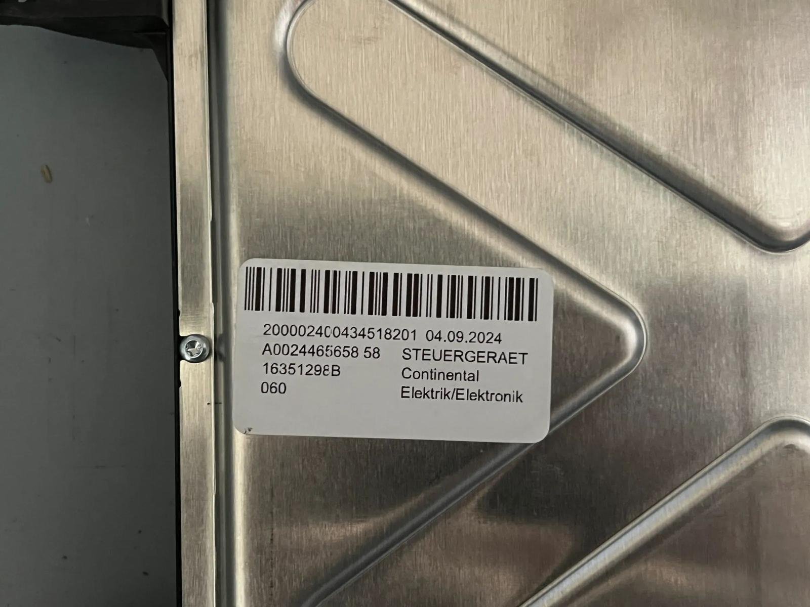 Mercedes-Benz Control Unit - Image 4