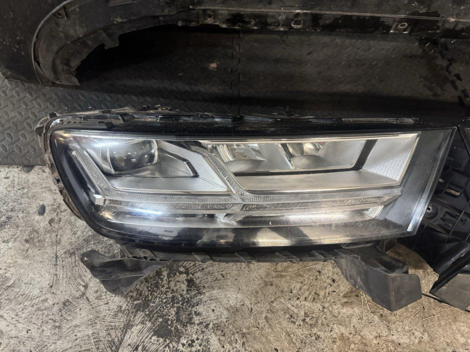 Audi SQ7 4M Front Package — Bumper, Hood, Fenders, Radiator — Complete Set - Image 8