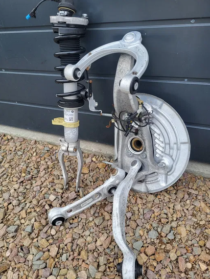 BMW M5 F90 Suspension Set - Image 5