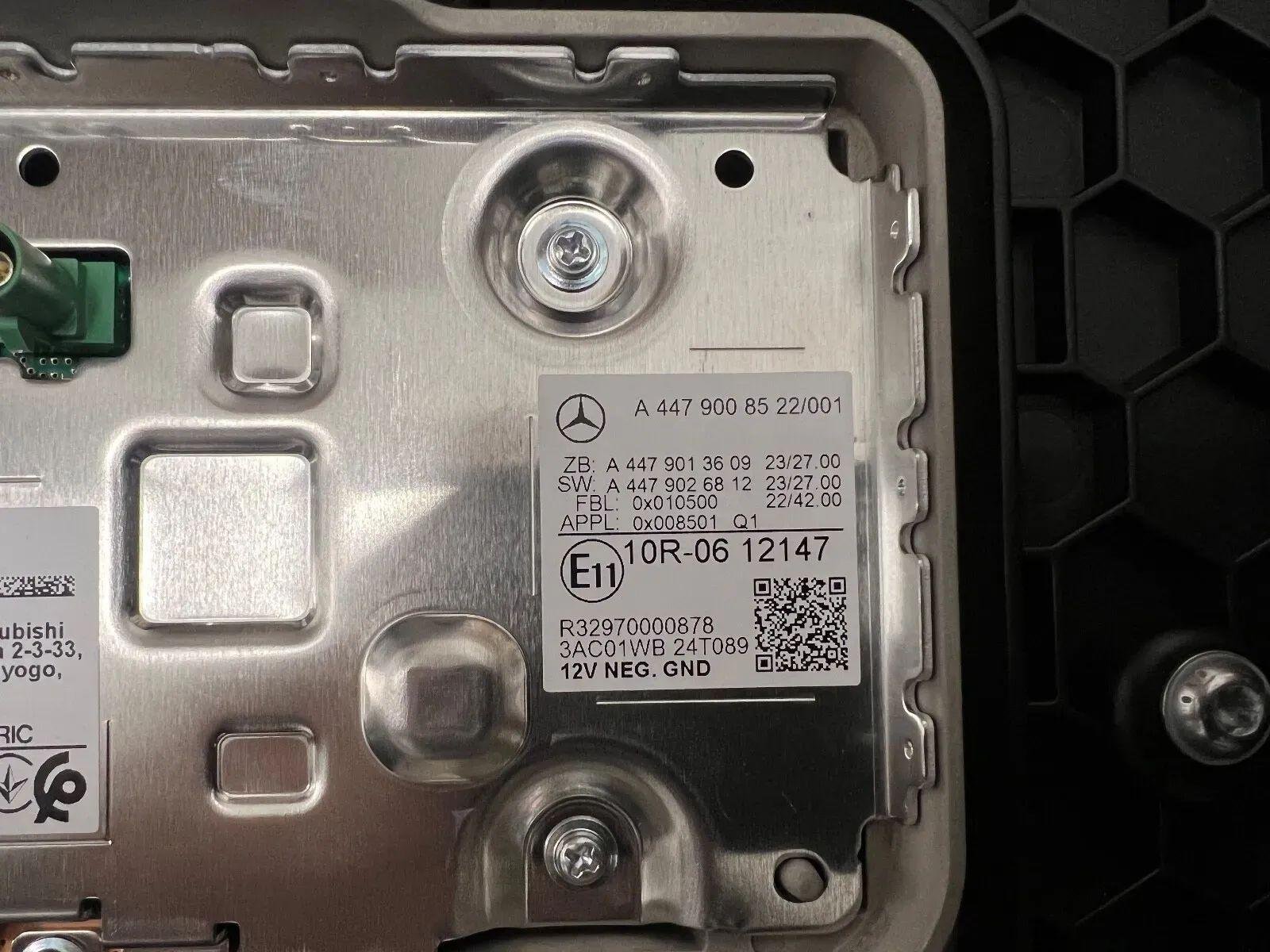 Mercedes-Benz Display/Control Unit - Image 2