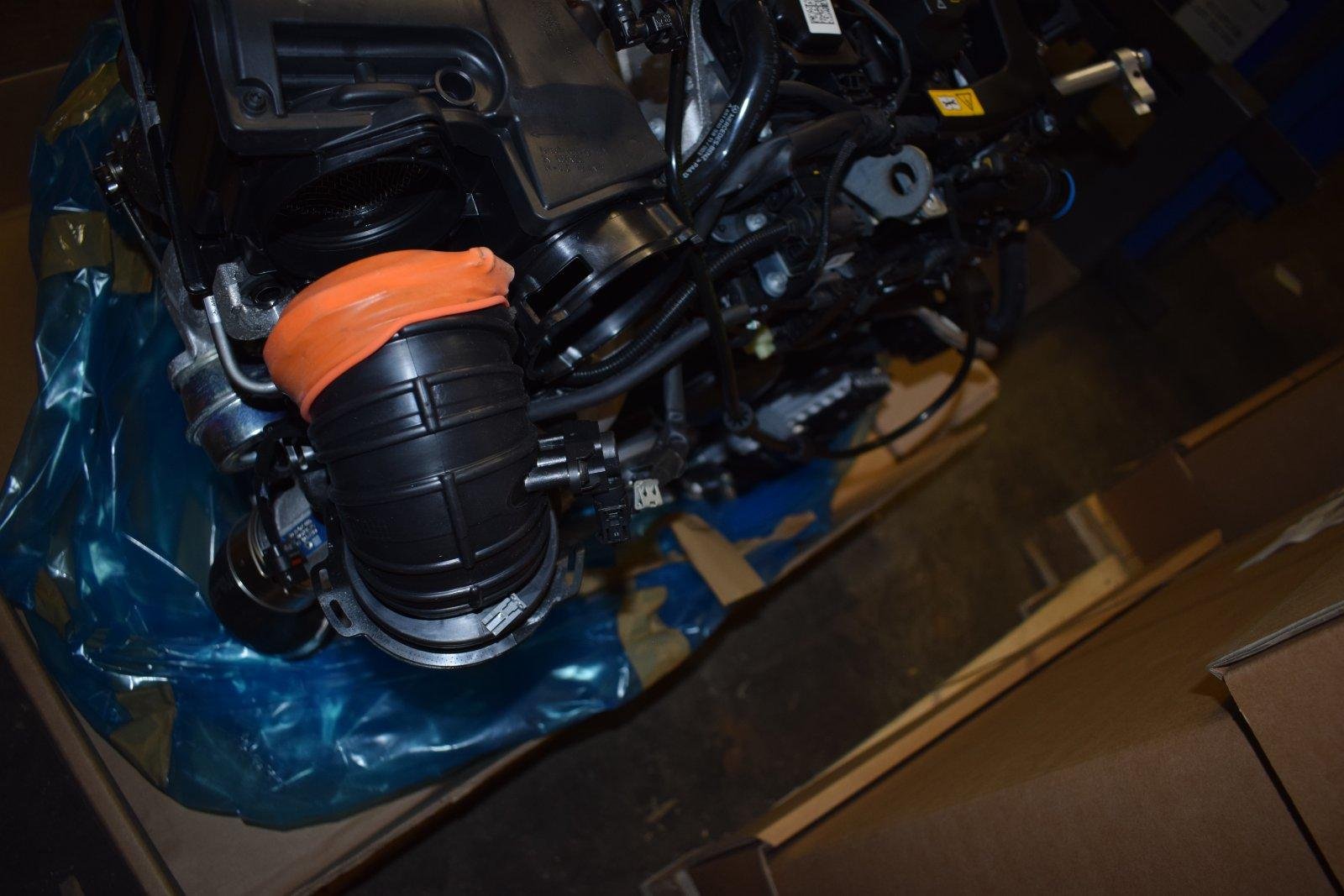 Mercedes GLC X253 4-MATIC Complete Engine - Image 8