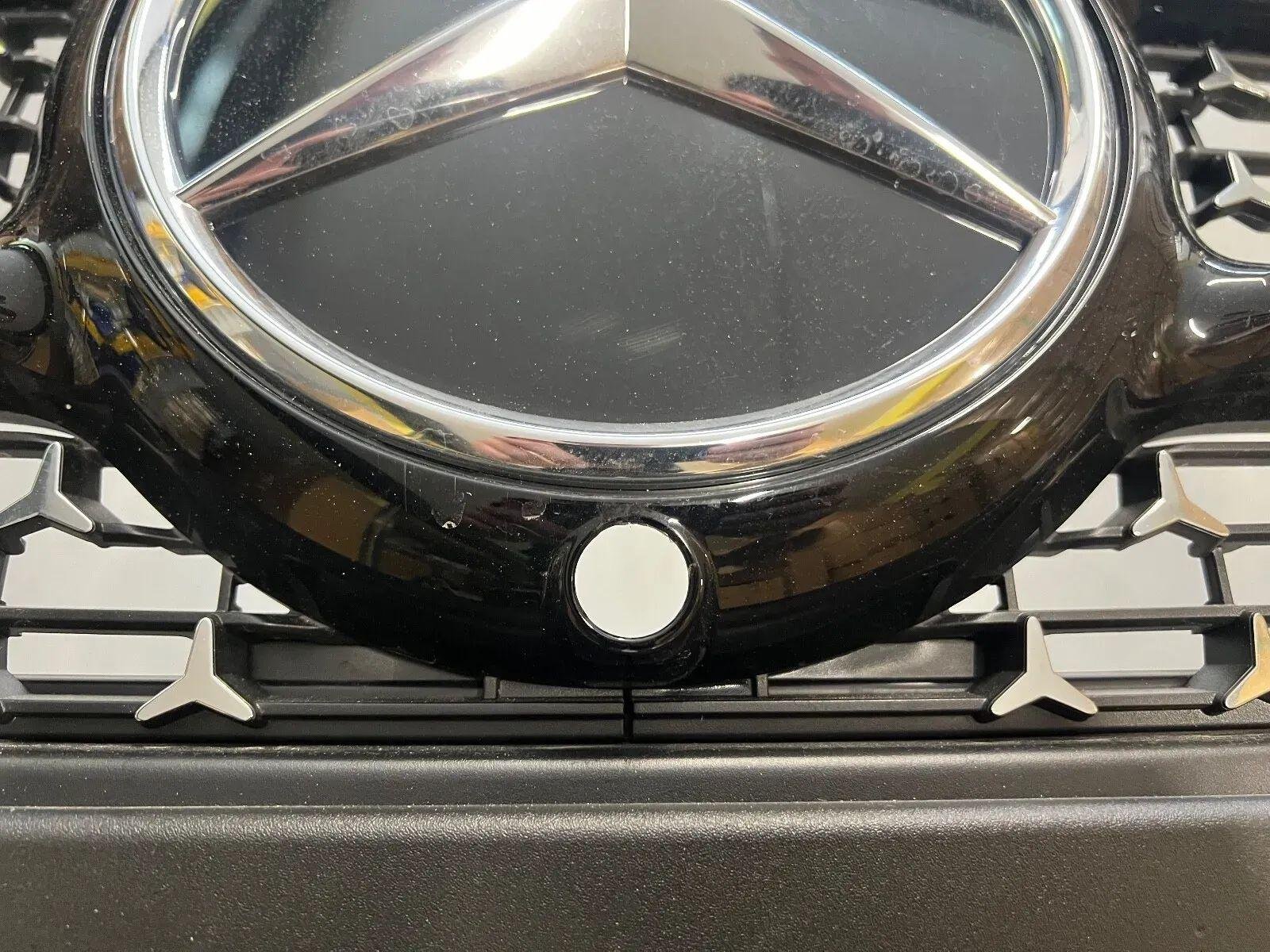 Mercedes-Benz V-Class W447 Facelift Front Bumper - Image 3