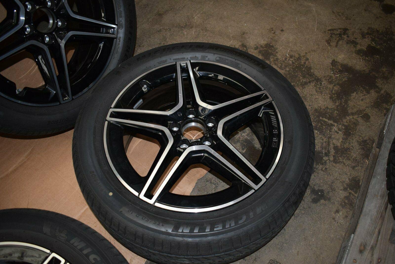 Original Mercedes w247 B-Class AMG Wheels Set - Image 2