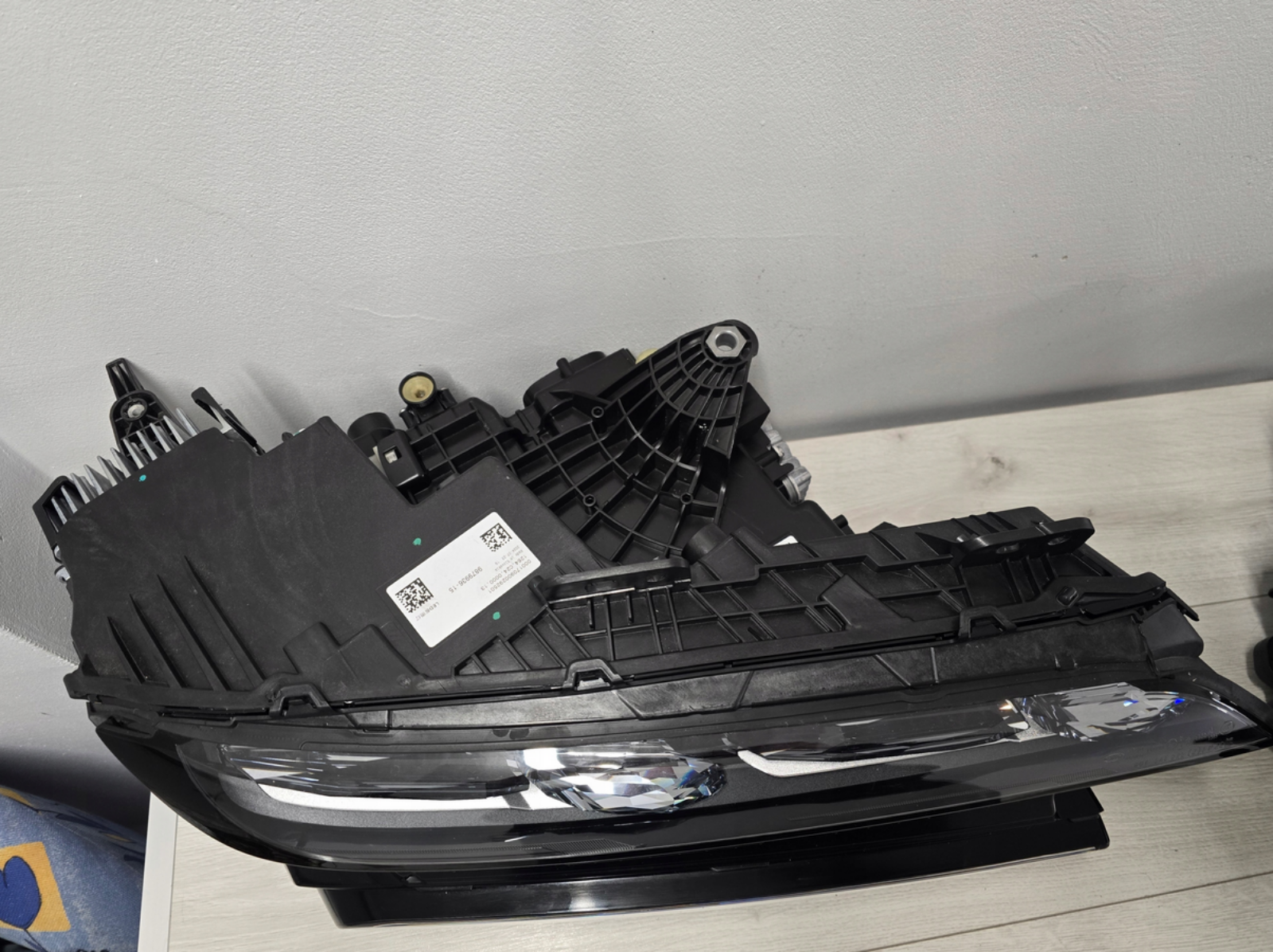 BMW G70 Crystal Swarovski headlight - Image 5