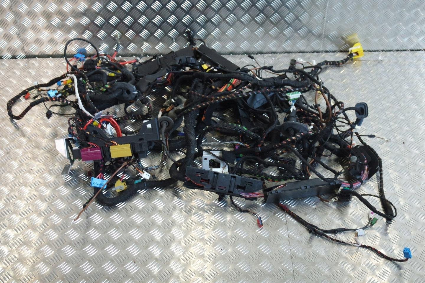 Complete Wiring Harness for the Mercedes SLS 197