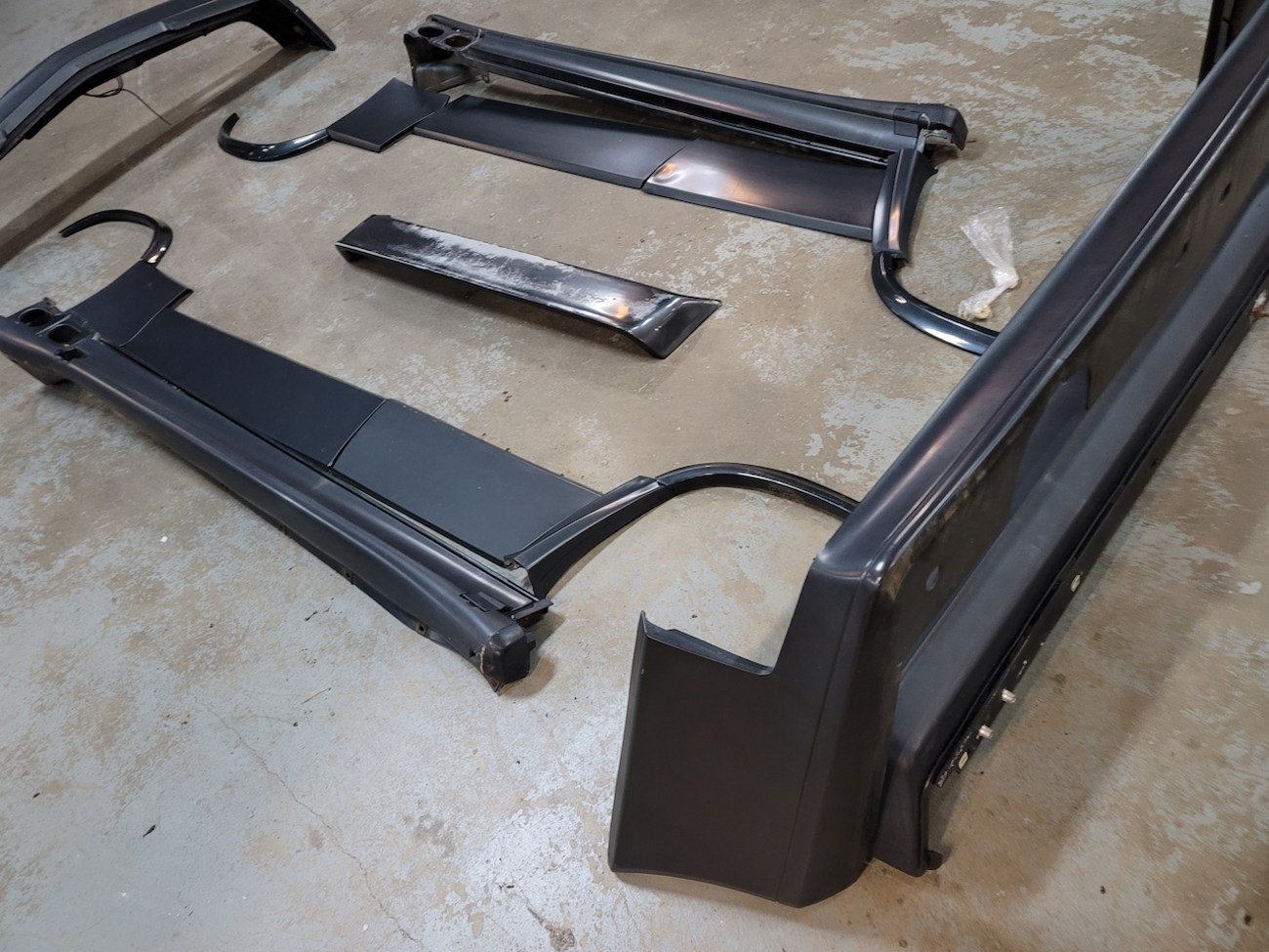 Mercedes-Benz W201 190E Cosworth 2.3-16 Body Kit - Image 6