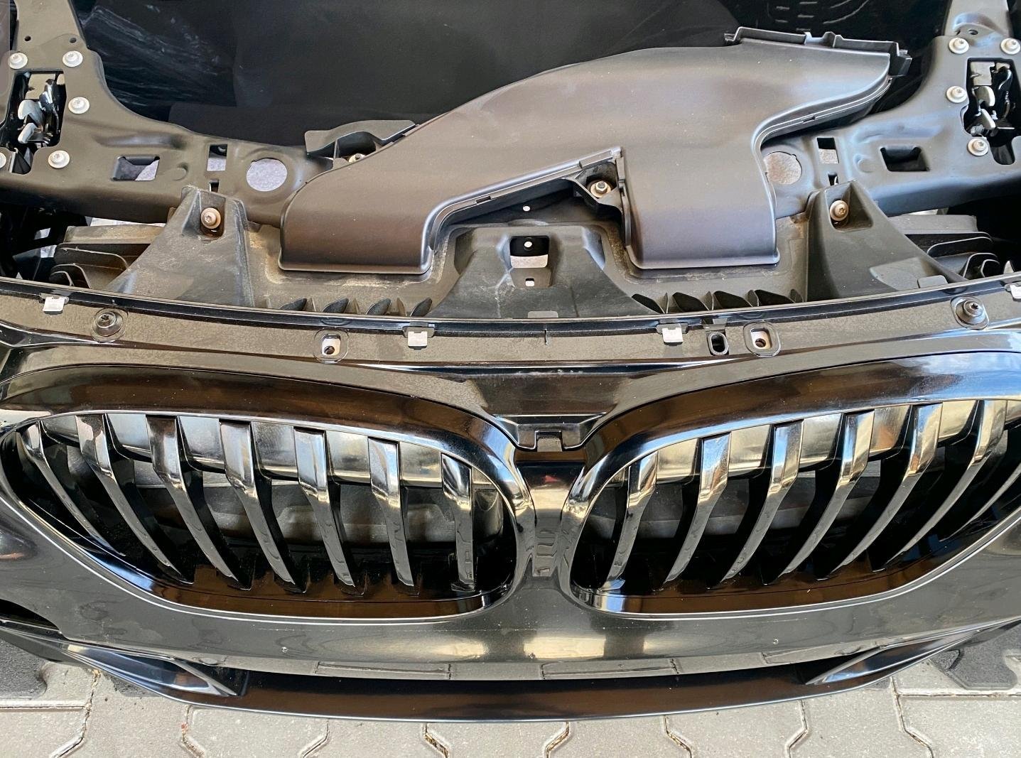 BMW X1 F48 LCI M-Package front - Image 4