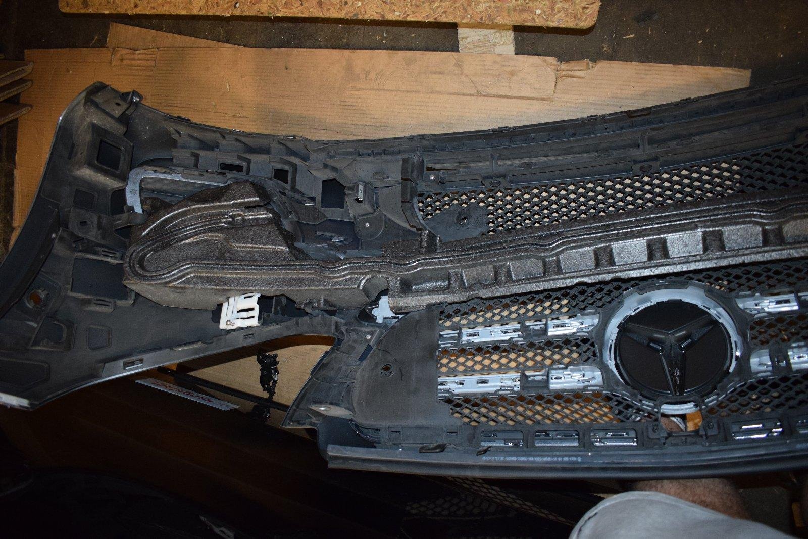 Original Mercedes W213 E-Class AMG Line Bumper - Image 3