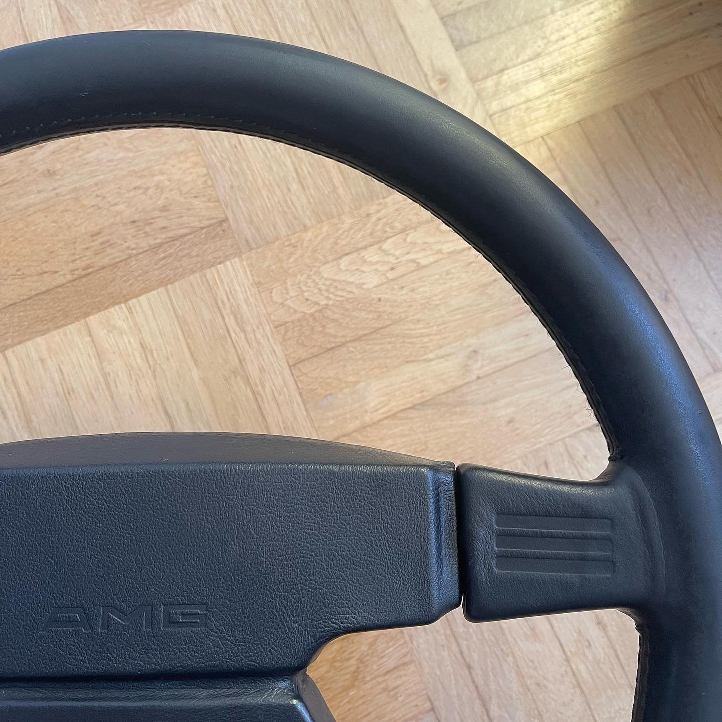 Steering Wheel AMG MOMO M38 - Image 6