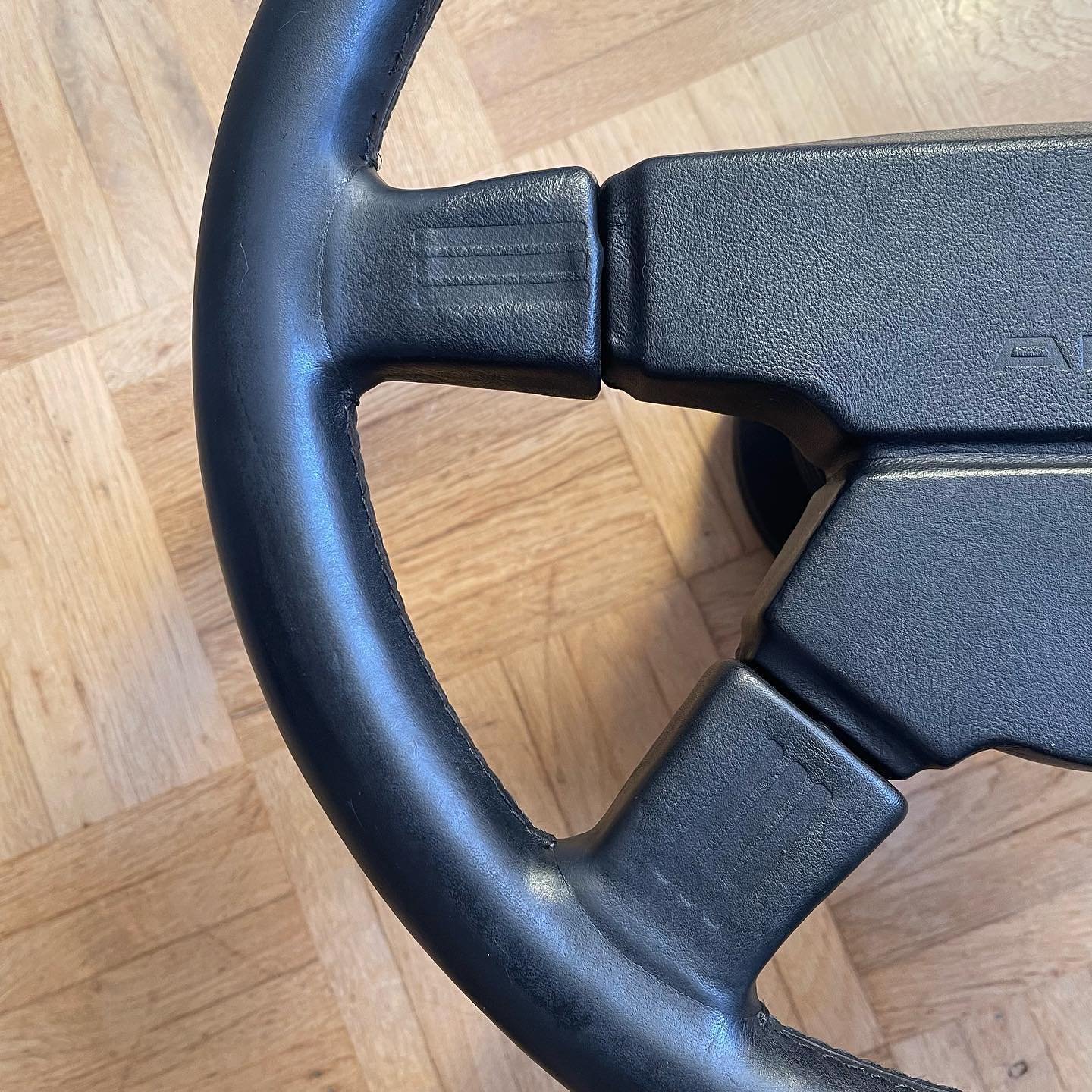 Steering Wheel AMG MOMO M38 - Image 5