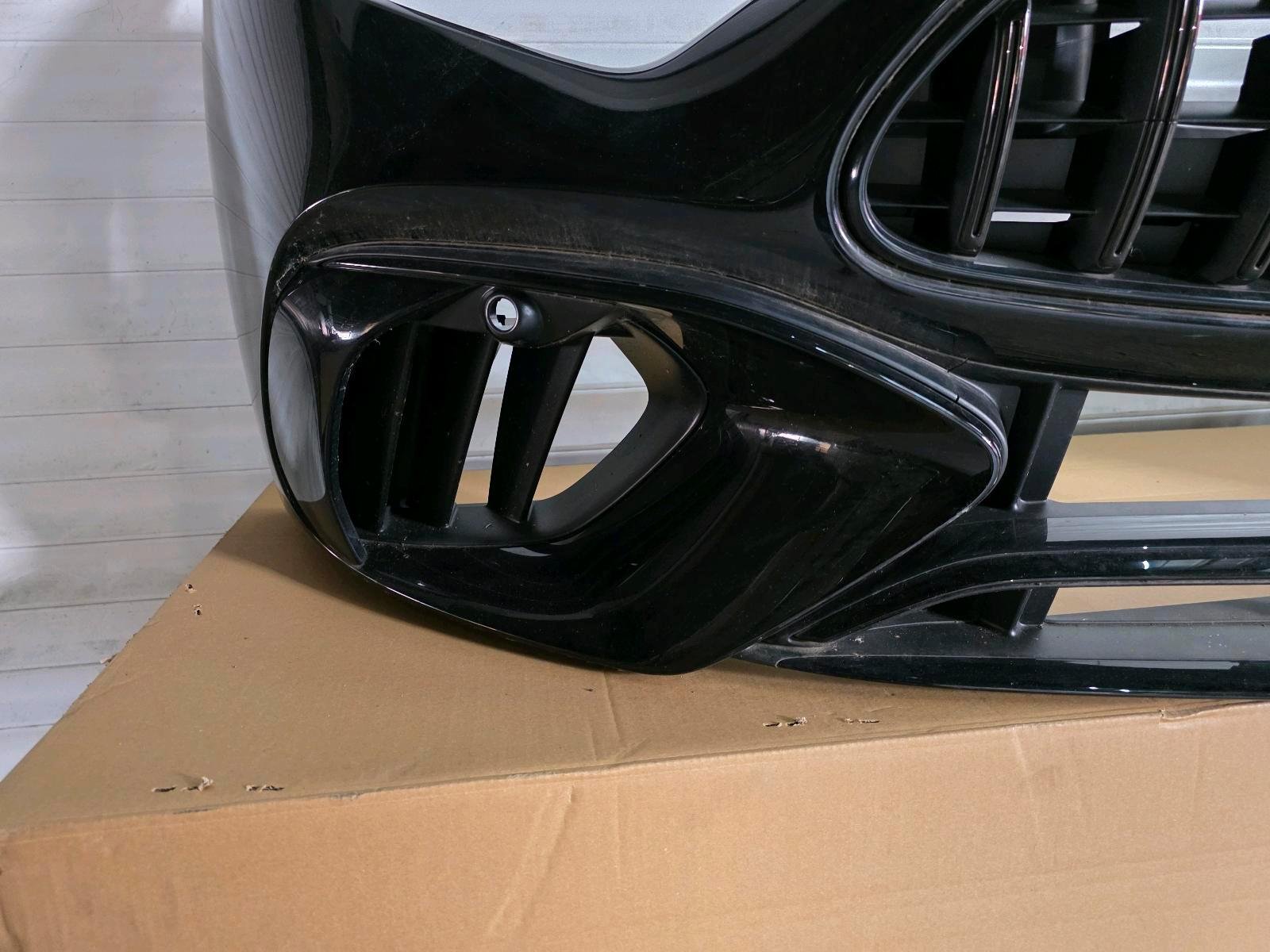 Mercedes-AMG SL63 Front Bumper – W232 – Night Package – Panamericana Grille – OEM - Image 4