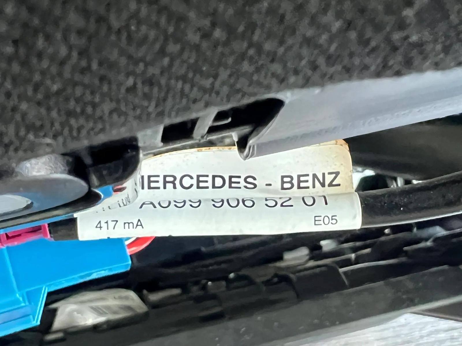 Mercedes-Benz S-Class W222 Front Seat Leather - Image 10